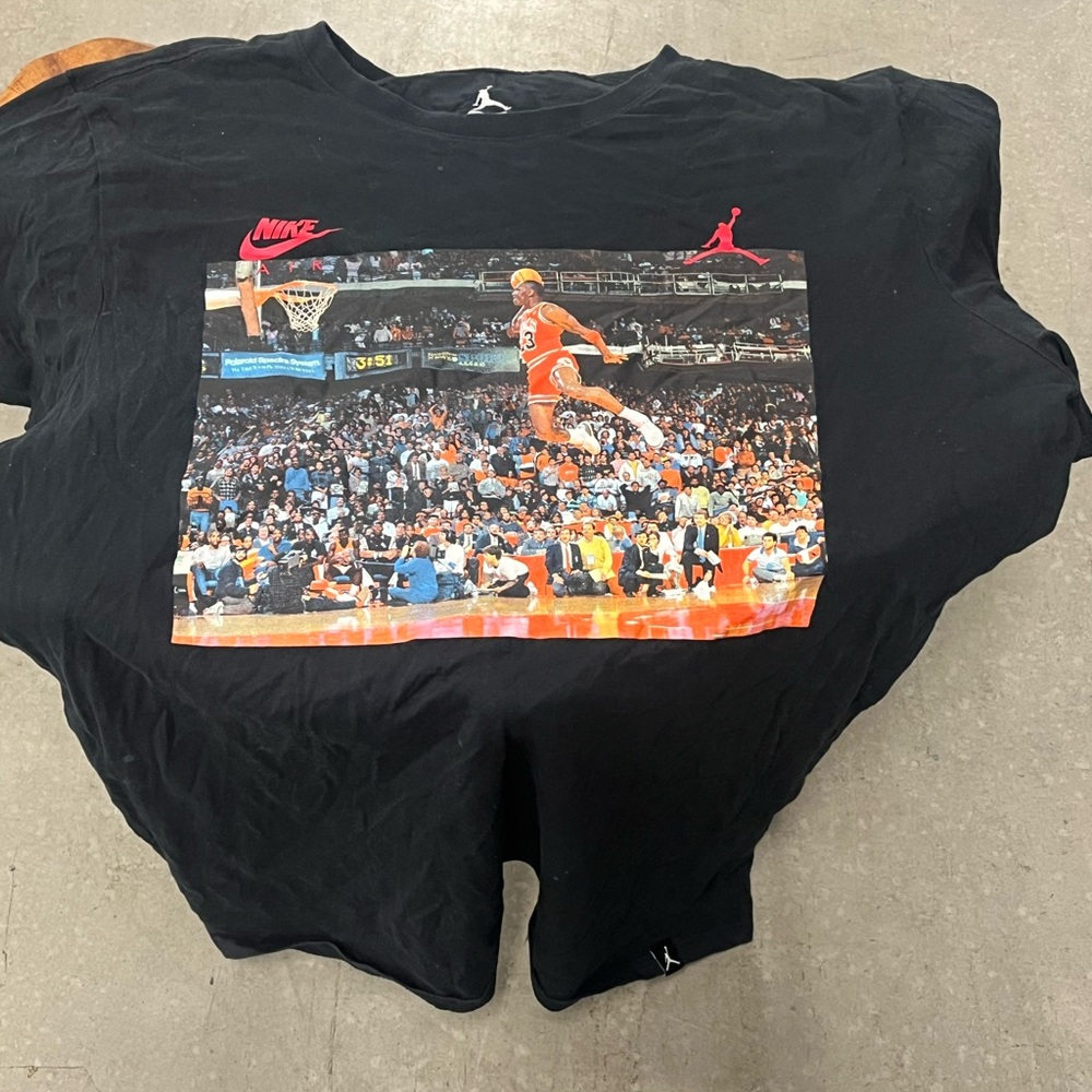Nike Air Jordan Black T-Shirt with Basketball Graphic